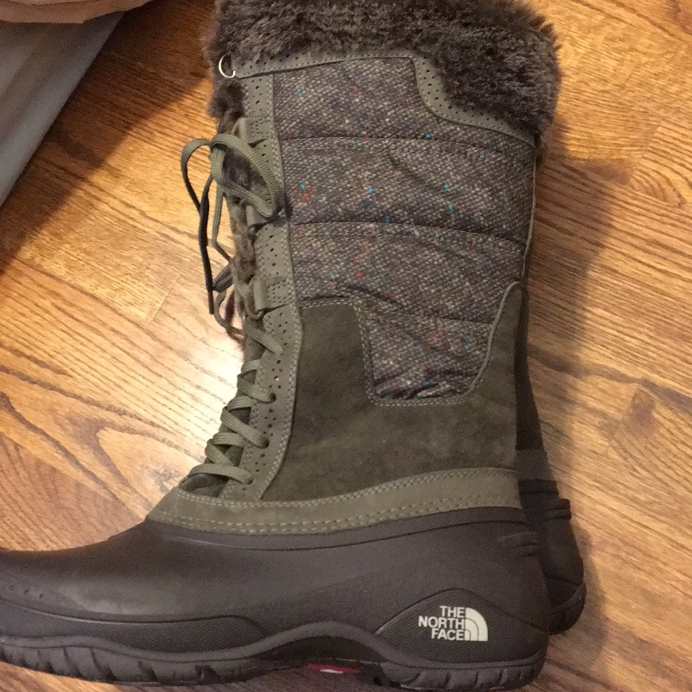 North face snow boots